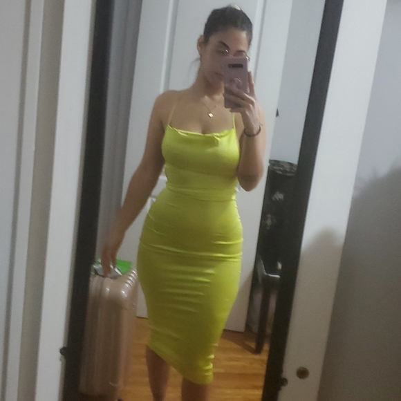 Women dress - Picture 4 of 5